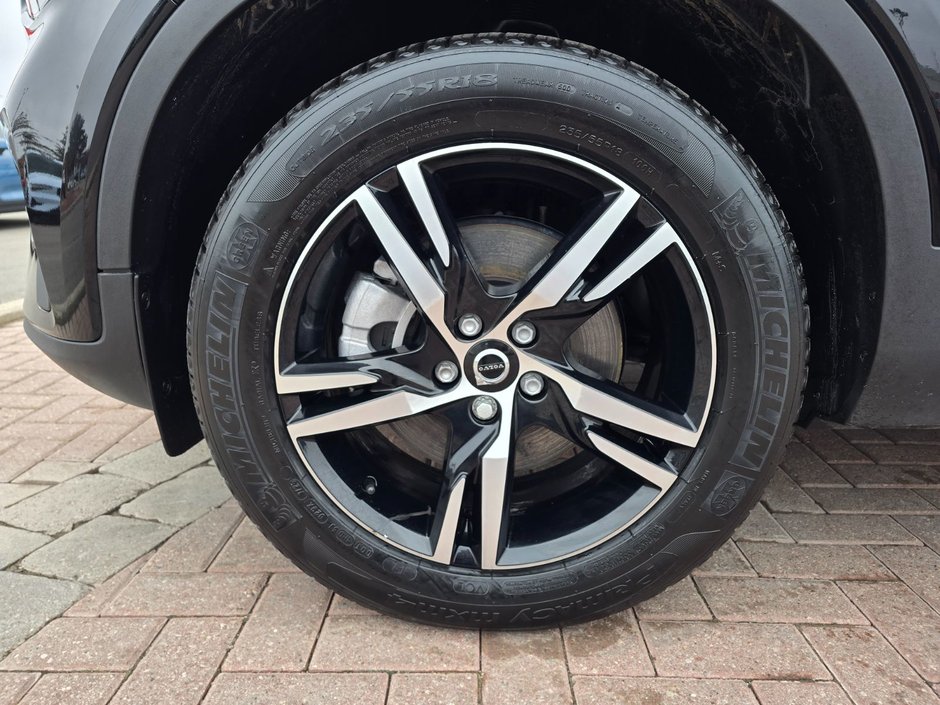 2025 Volvo XC40 CORE BRIGHT THEME-7