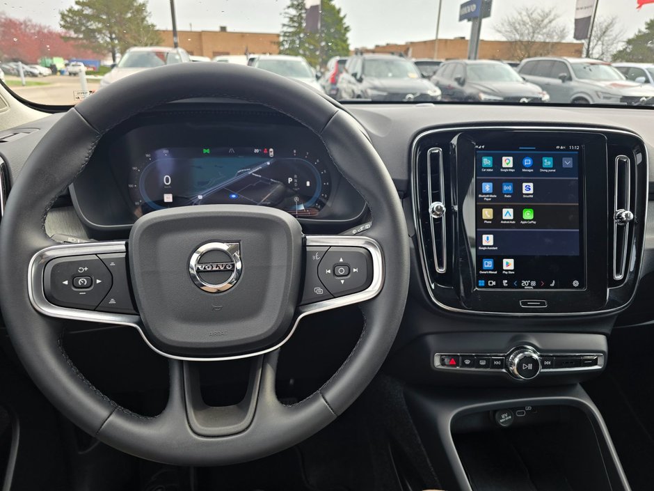 2025 Volvo XC40 CORE BRIGHT THEME-27