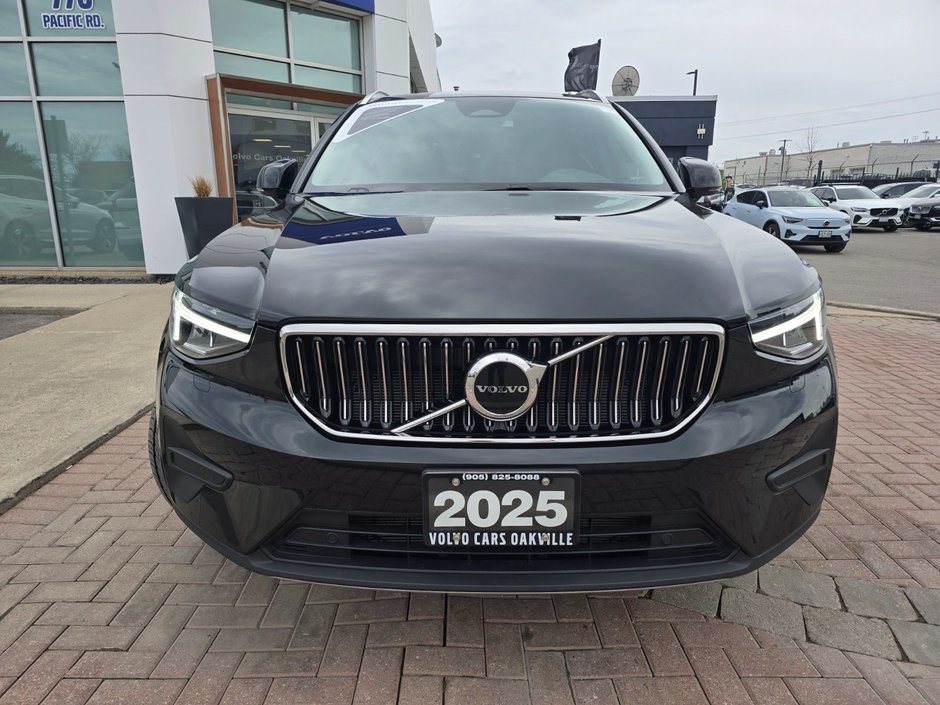2025 Volvo XC40 CORE BRIGHT THEME-3