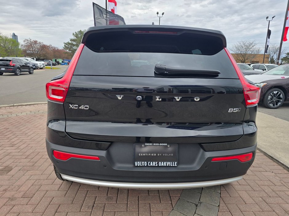 2025 Volvo XC40 CORE BRIGHT THEME-13