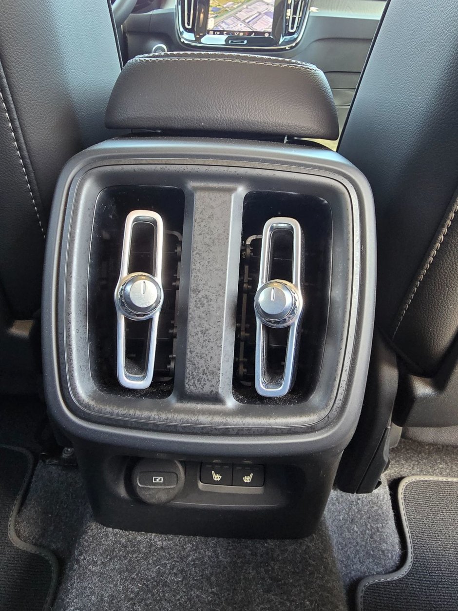 2025 Volvo XC40 CORE BRIGHT THEME-20