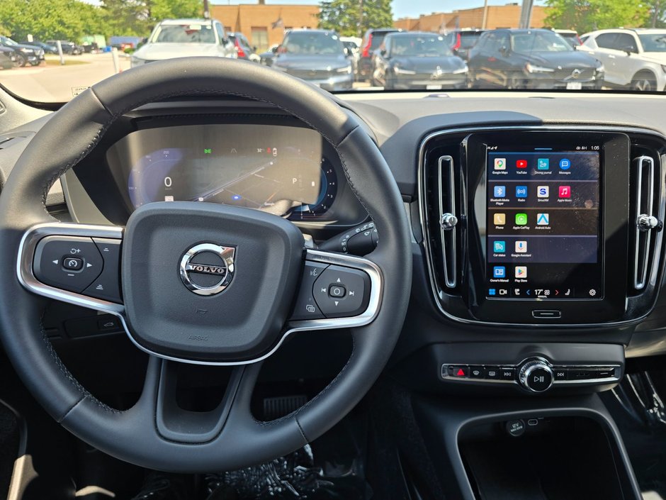 2025 Volvo XC40 CORE BRIGHT THEME-27