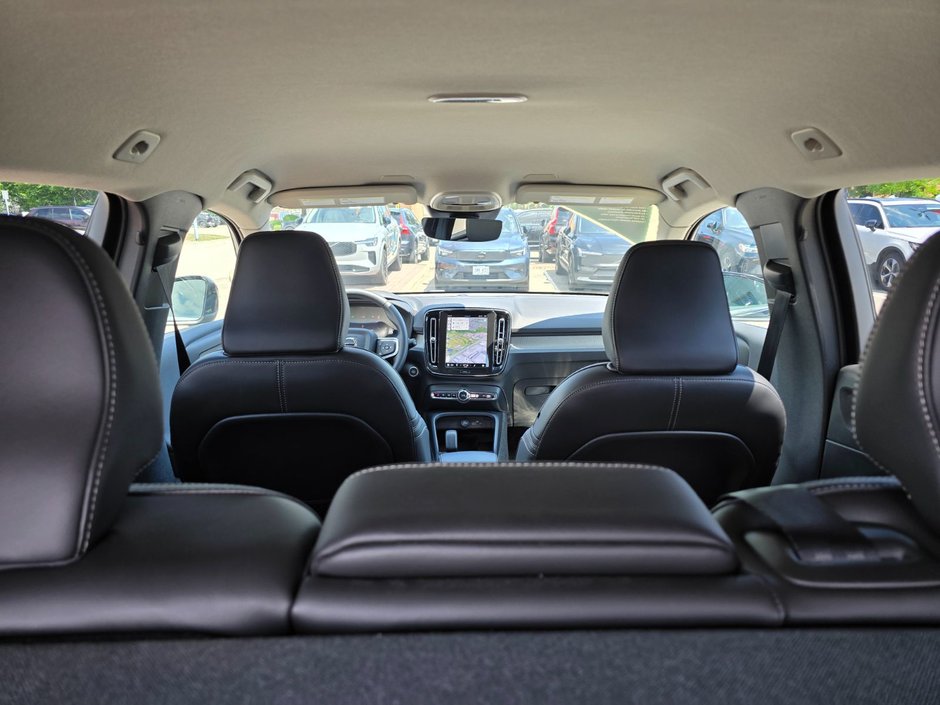 2025 Volvo XC40 CORE BRIGHT THEME-6