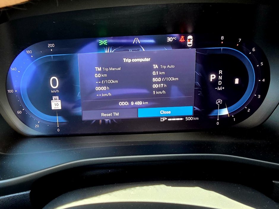 2025 Volvo XC40 CORE BRIGHT THEME-1