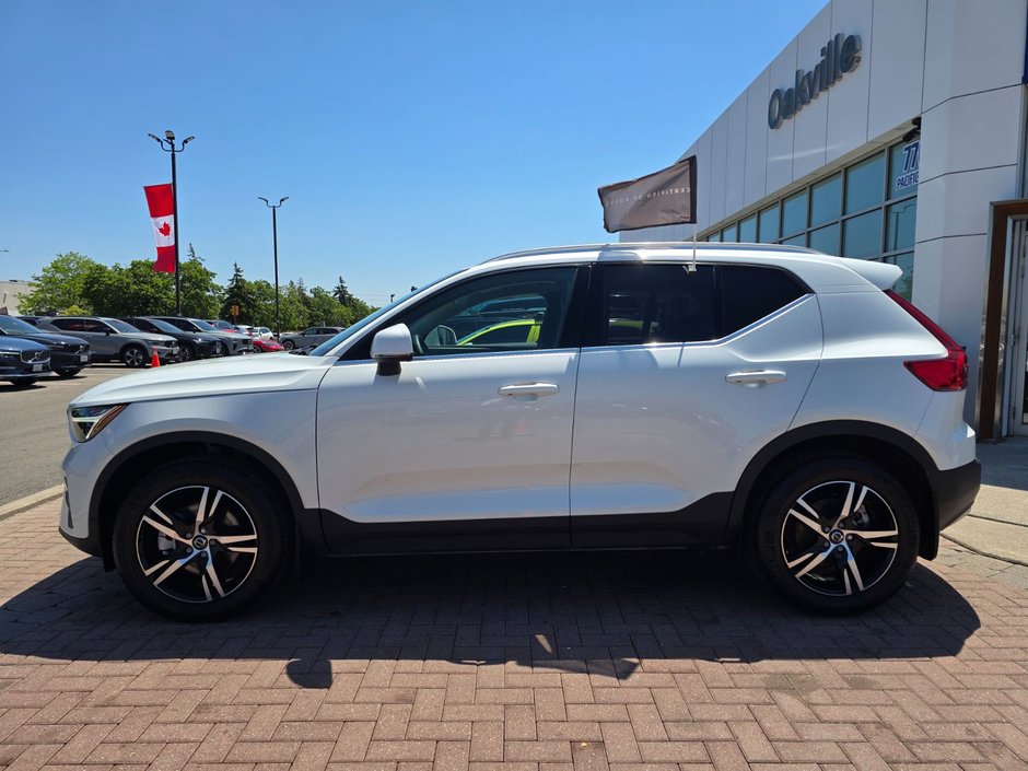 2025 Volvo XC40 CORE BRIGHT THEME-9