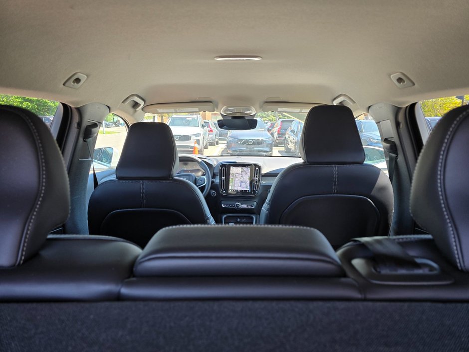 2025 Volvo XC40 CORE BRIGHT THEME-6