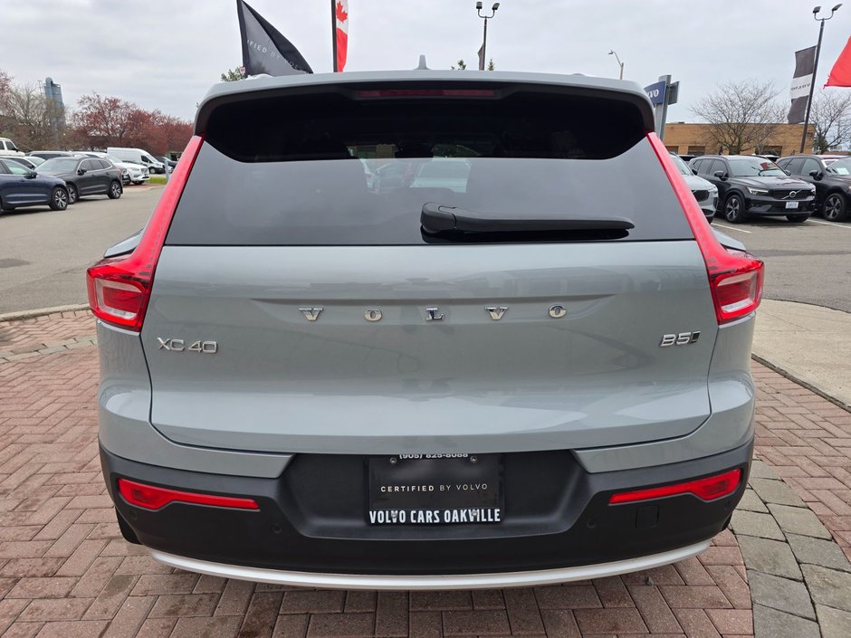 2025 Volvo XC40 CORE BRIGHT THEME-13