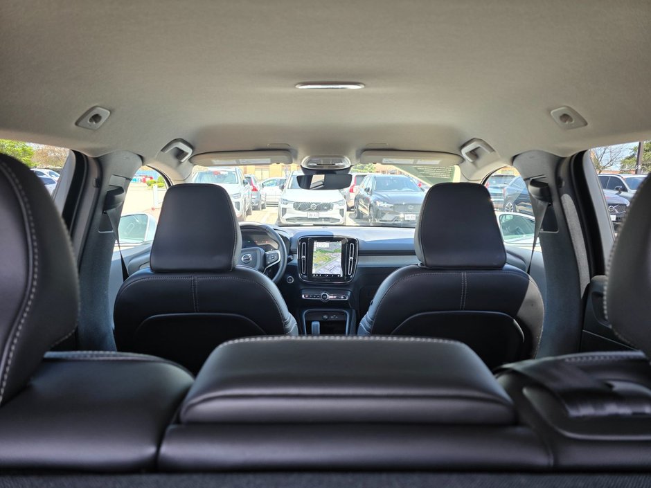 2025 Volvo XC40 CORE BRIGHT THEME-6