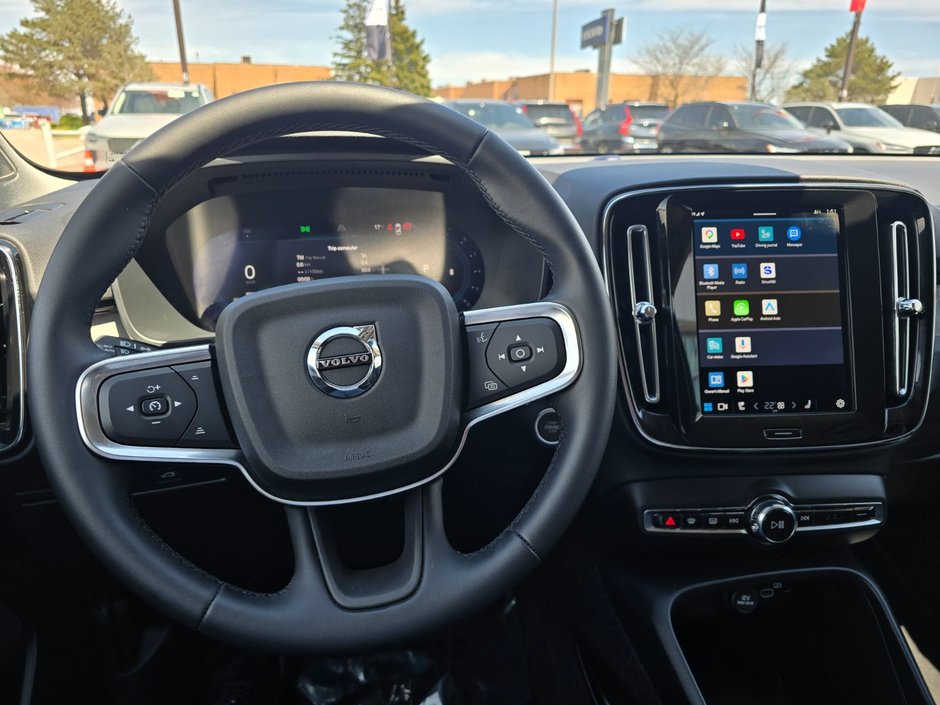 2025 Volvo XC40 CORE BRIGHT THEME-27