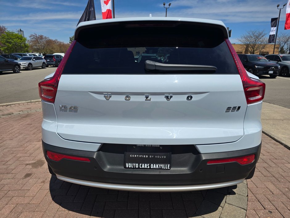 2025 Volvo XC40 CORE BRIGHT THEME-13