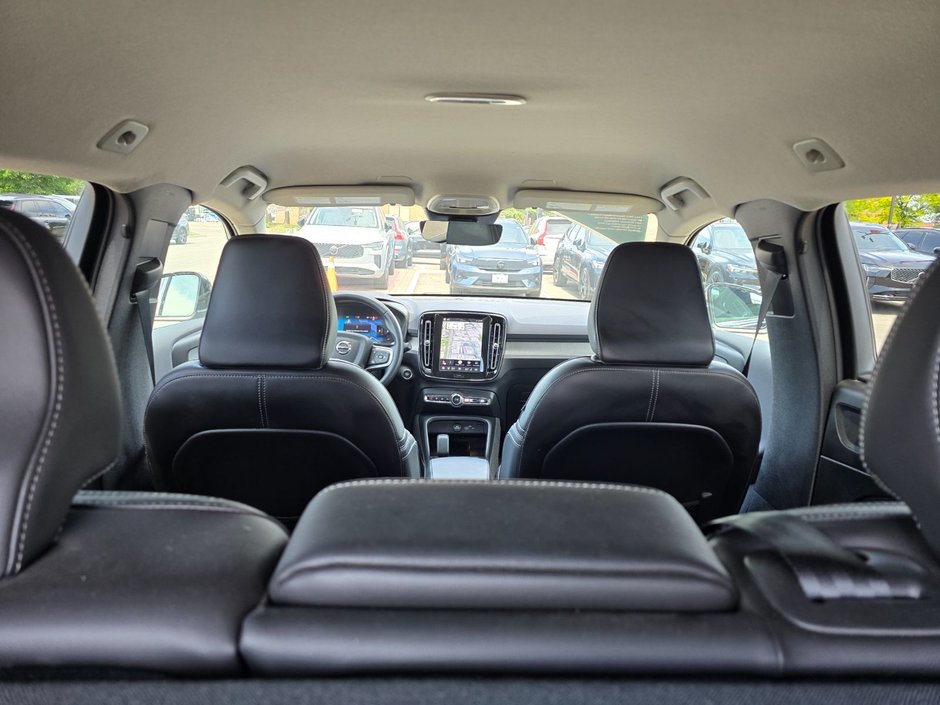2025 Volvo XC40 CORE BRIGHT THEME-6