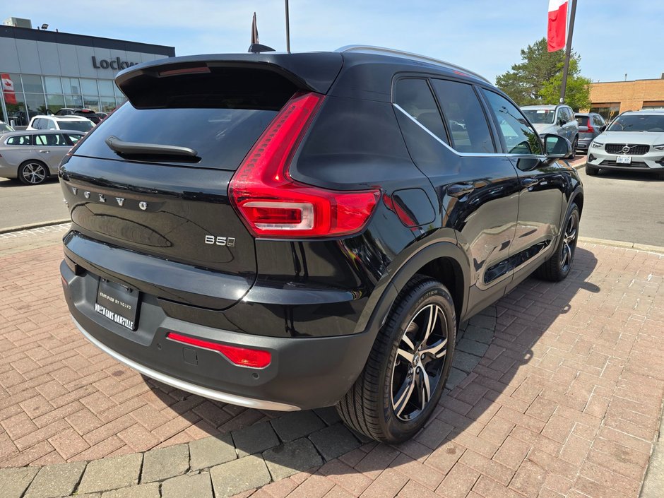 2025 Volvo XC40 CORE BRIGHT THEME-14