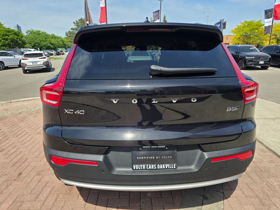2025 Volvo XC40 CORE BRIGHT THEME-13