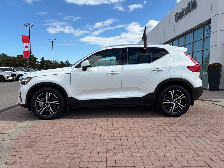 2025 Volvo XC40 CORE BRIGHT THEME-9