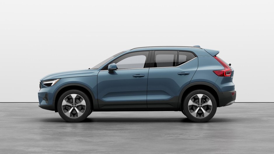 2025 Volvo XC40 Plus Bright Theme-5