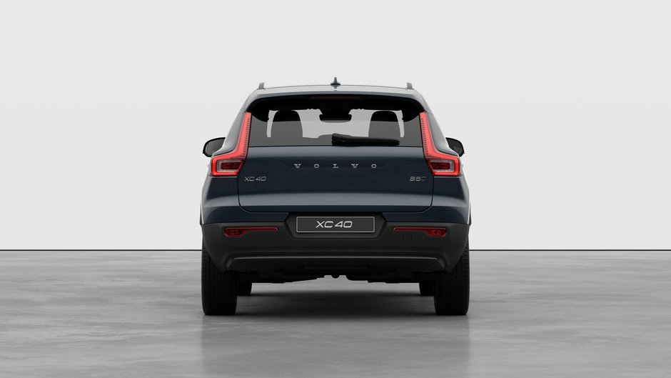 2026 Volvo XC40 Ultra Dark Theme-5