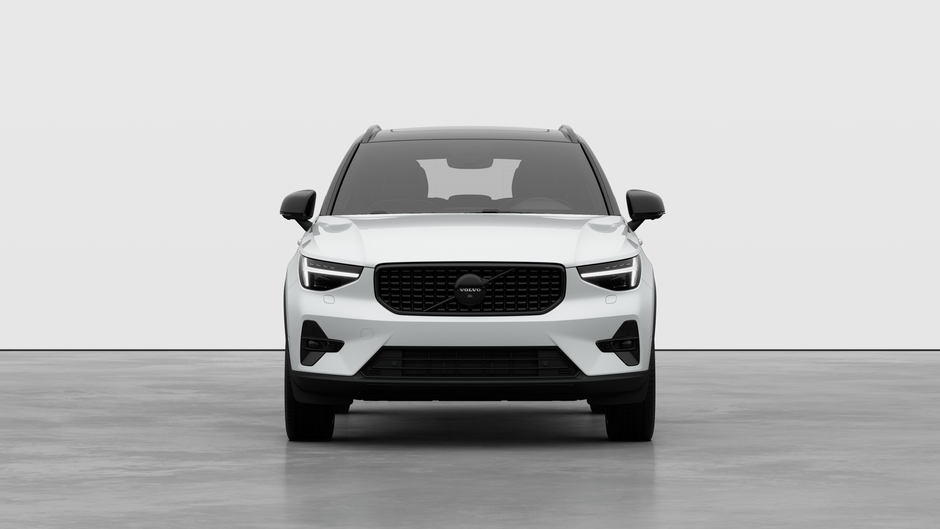 2026 Volvo XC40 Ultra Black Edition-4