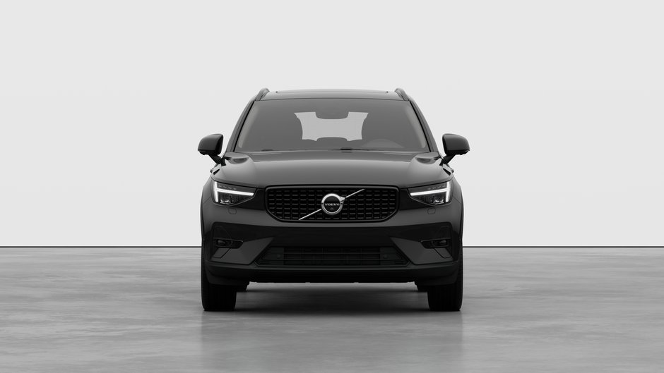 2026 Volvo XC40 Plus (Dark Theme)-4