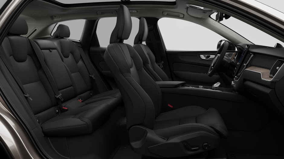 2026 Volvo XC60 Plug-In Hybrid Ultra Dark Theme-12