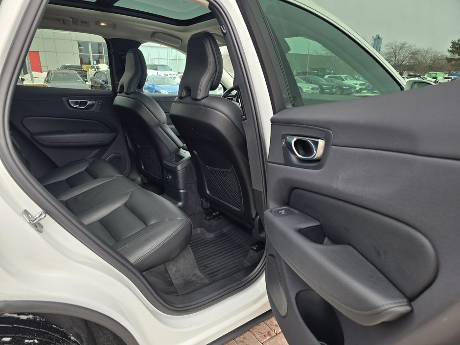 2022 Volvo XC60 RECHARGE INSCRIPTION EXPRESSION-20