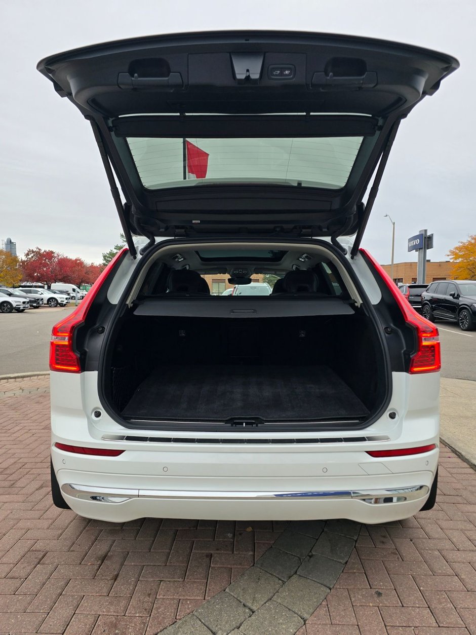 2022 Volvo XC60 RECHARGE INSCRIPTION EXPRESSION-18