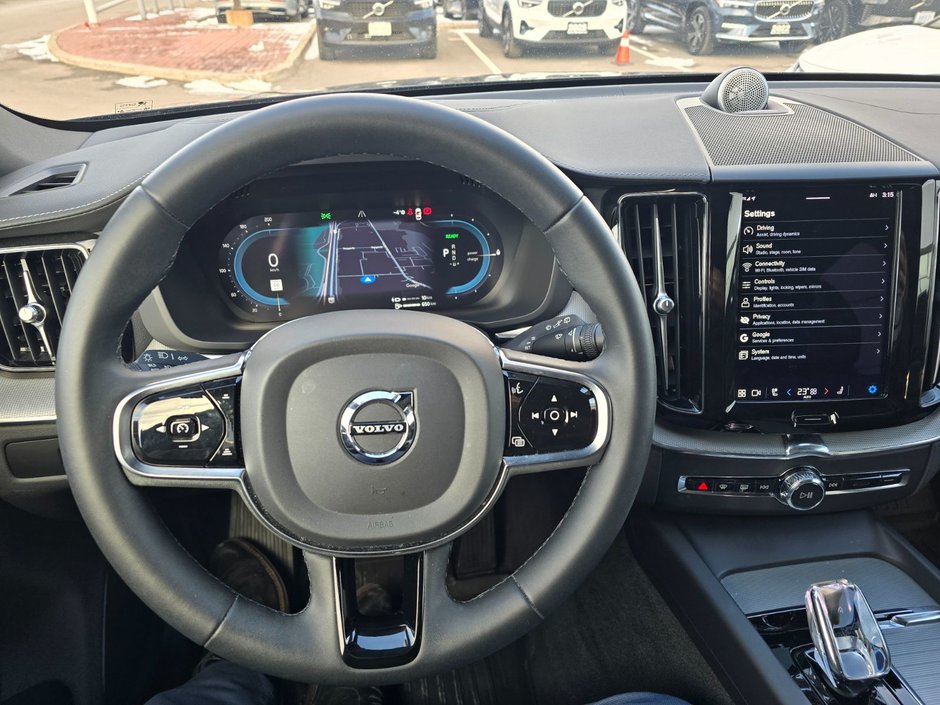 2023 Volvo XC60 RECHARGE ULTIMATE DARK THEME-30