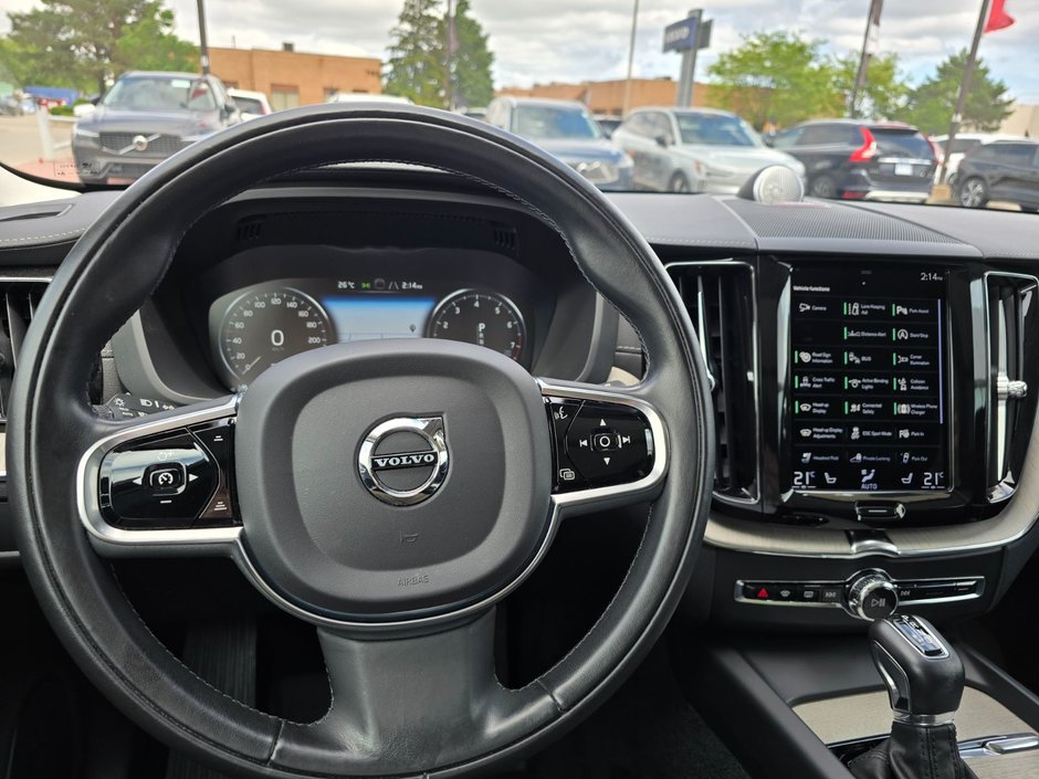 2021 Volvo XC60 INSCRIPTION-24