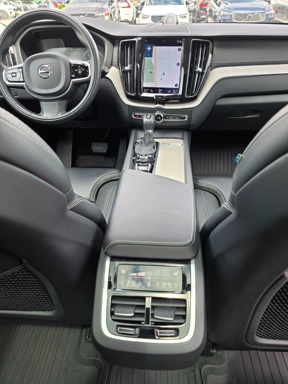 2021 Volvo XC60 INSCRIPTION-21