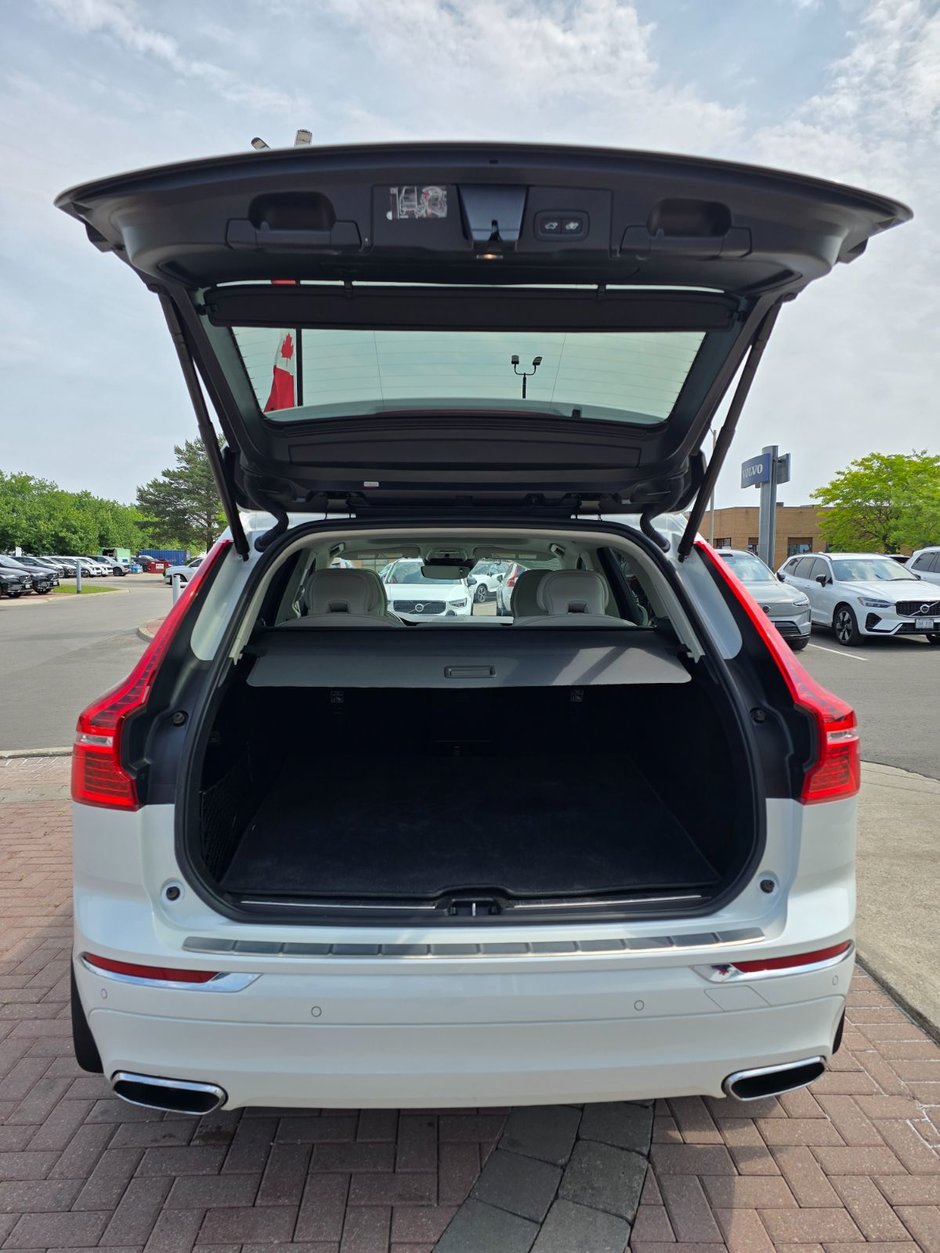 2021 Volvo XC60 INSCRIPTION-17