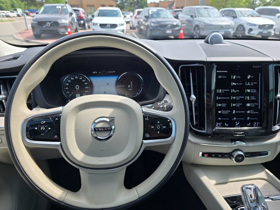 2021 Volvo XC60 INSCRIPTION-28