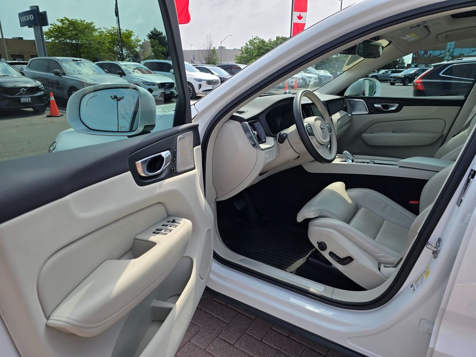2021 Volvo XC60 INSCRIPTION-12