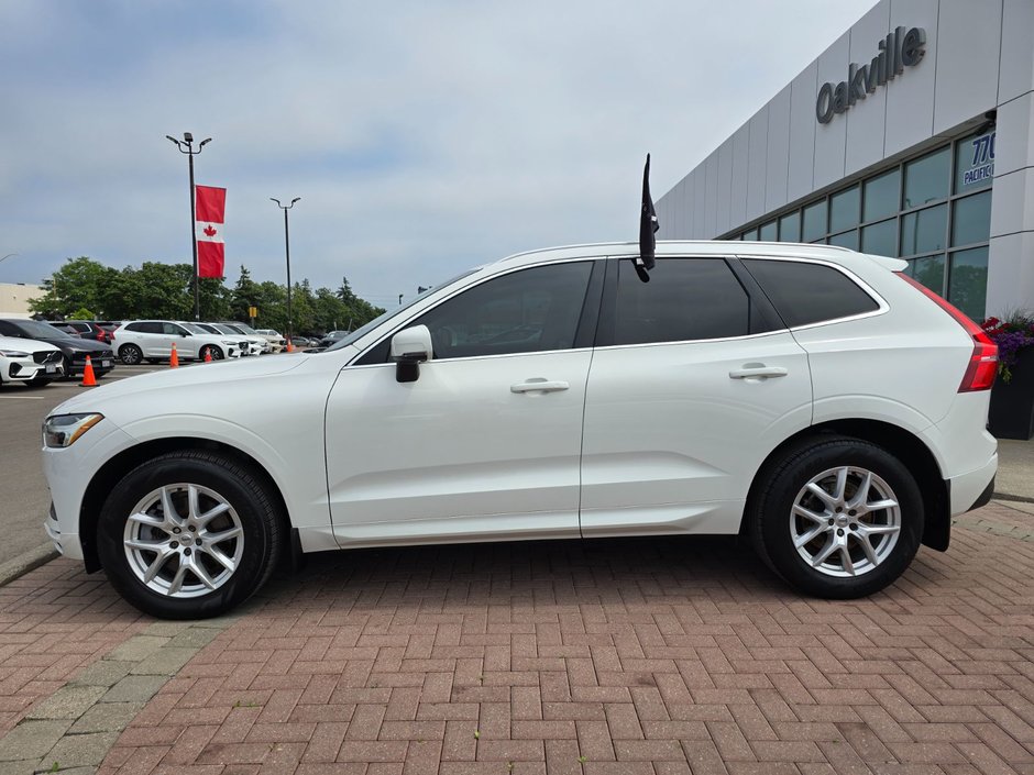 2021 Volvo XC60 MOMENTUM-9