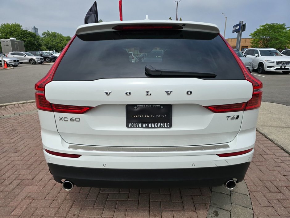 2021 Volvo XC60 MOMENTUM-13