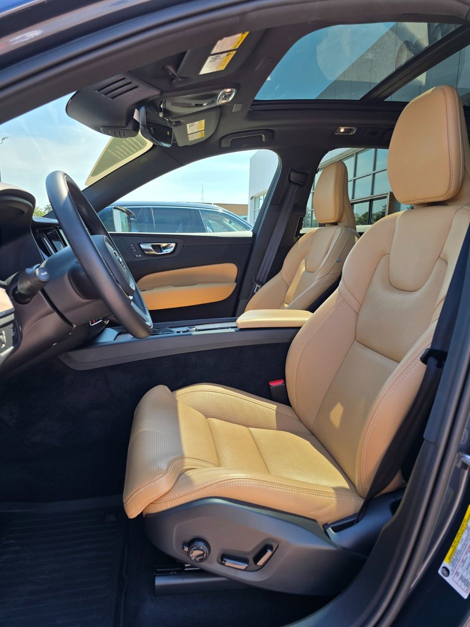 2021 Volvo XC60 INSCRIPTION-24