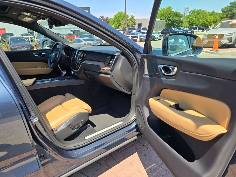 2021 Volvo XC60 INSCRIPTION-22