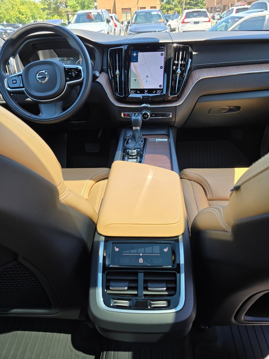 2021 Volvo XC60 INSCRIPTION-21