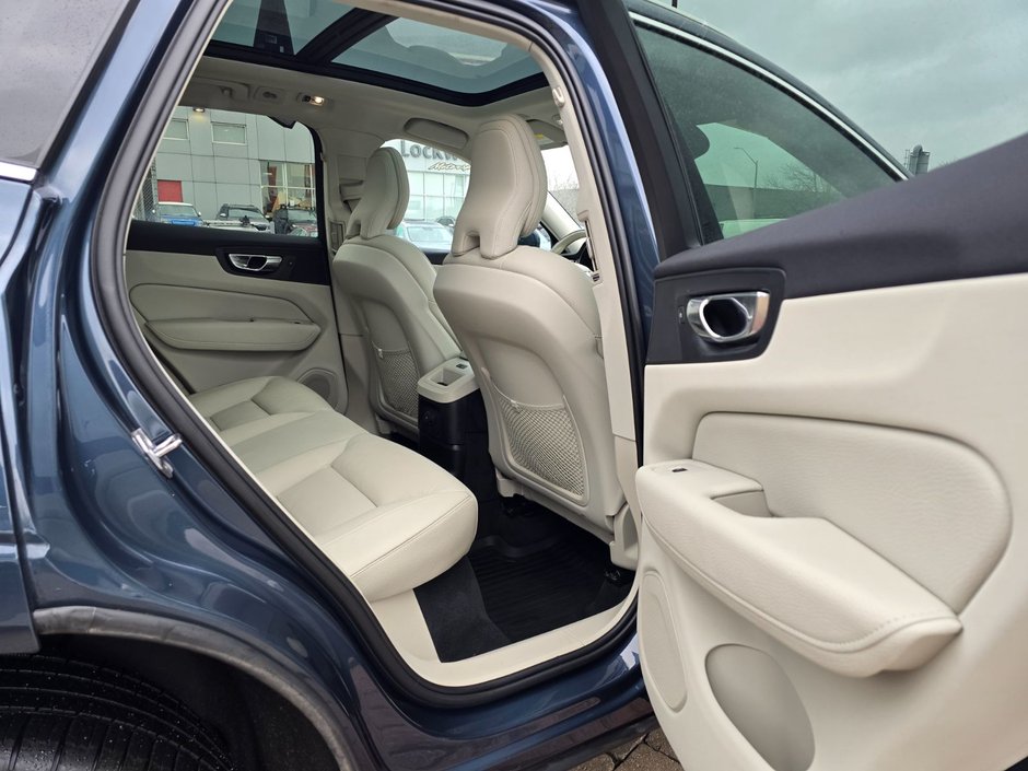 2021 Volvo XC60 INSCRIPTION EXPRESSION-20