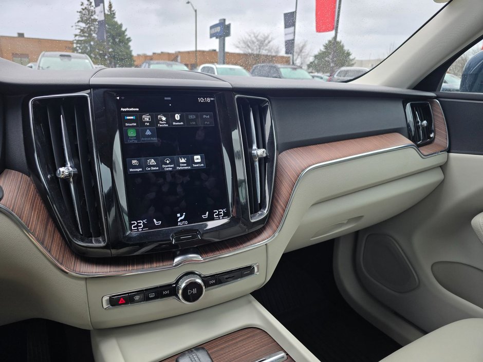 2021 Volvo XC60 INSCRIPTION EXPRESSION-28