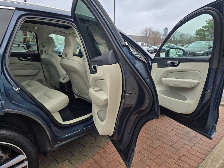 2021 Volvo XC60 INSCRIPTION EXPRESSION-10