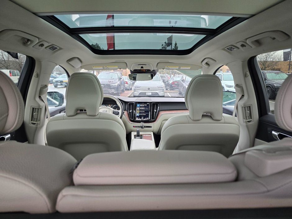2021 Volvo XC60 INSCRIPTION EXPRESSION-6