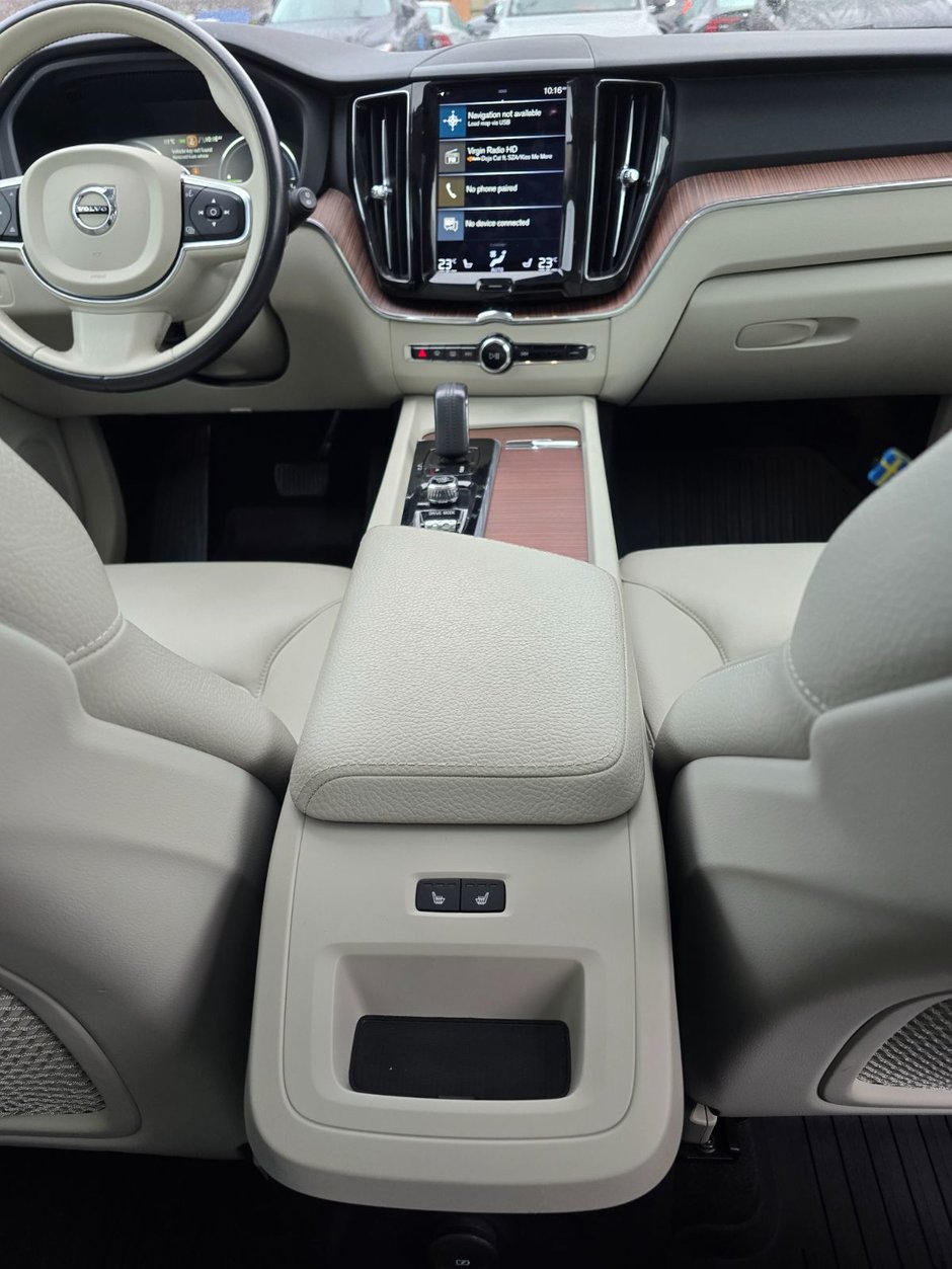 2021 Volvo XC60 INSCRIPTION EXPRESSION-23