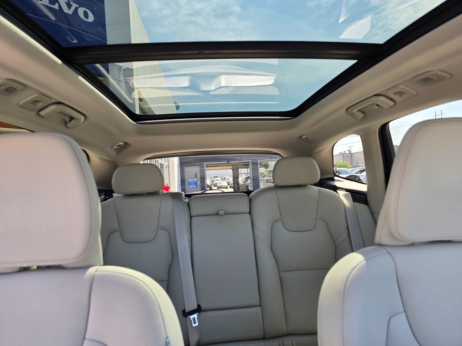 2023 Volvo XC60 PLUS BRIGHT THEME-8