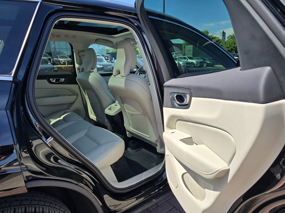 2023 Volvo XC60 PLUS BRIGHT THEME-18