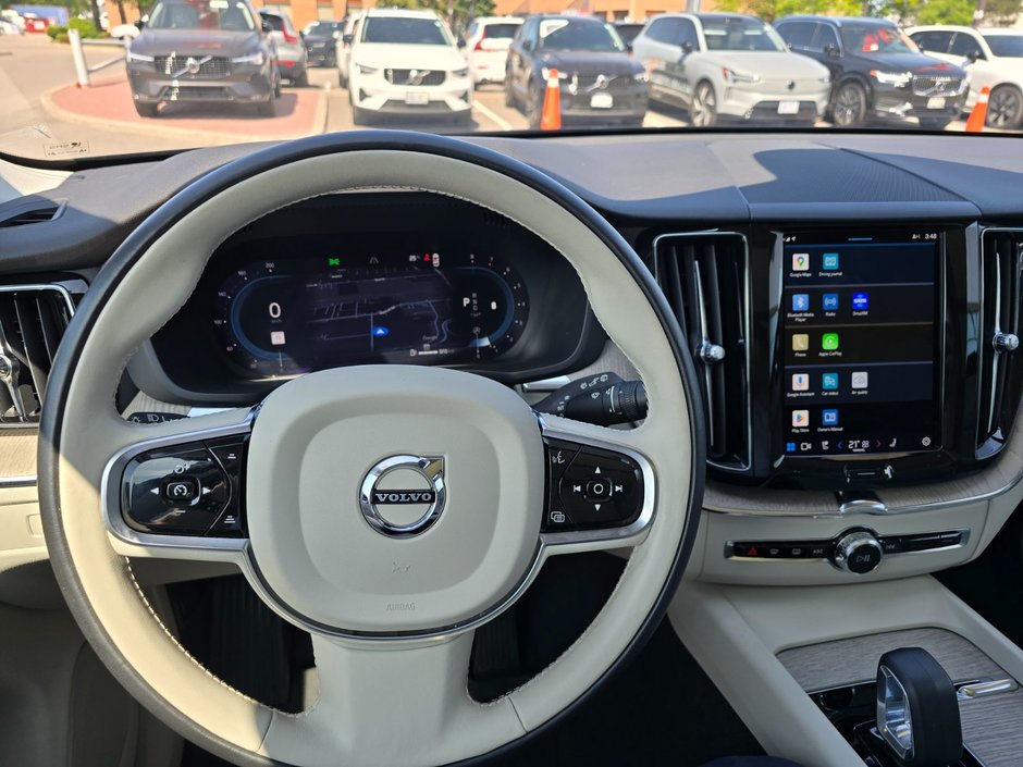 2023 Volvo XC60 PLUS BRIGHT THEME-27