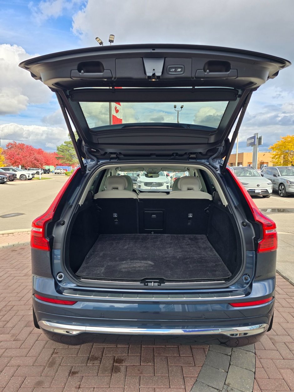 2023 Volvo XC60 PLUS BRIGHT THEME-15