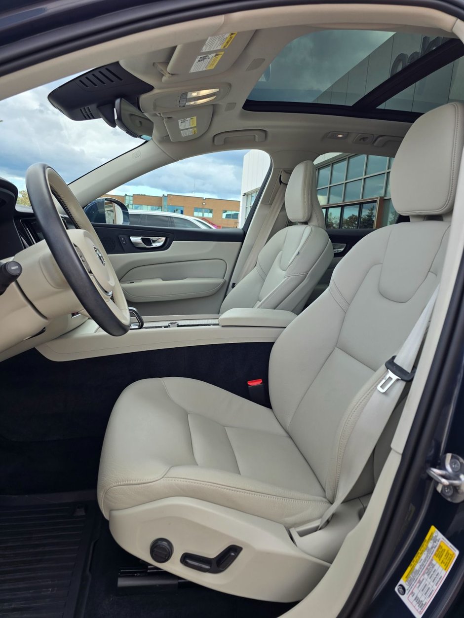 2023 Volvo XC60 PLUS BRIGHT THEME-24