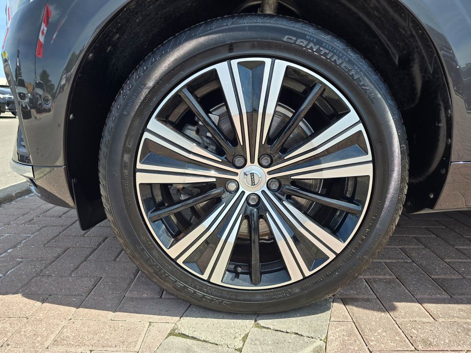 2023 Volvo XC60 PLUS BRIGHT THEME-7