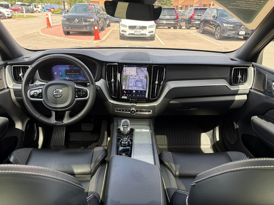 2023 Volvo XC60 ULTIMATE DARK THEME-4