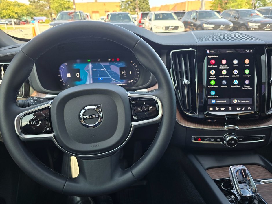 2023 Volvo XC60 ULTIMATE DARK THEME-27