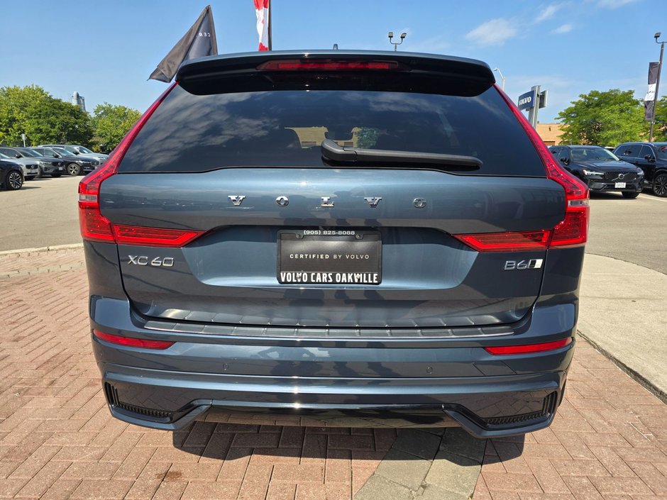 2023 Volvo XC60 ULTIMATE DARK THEME-13